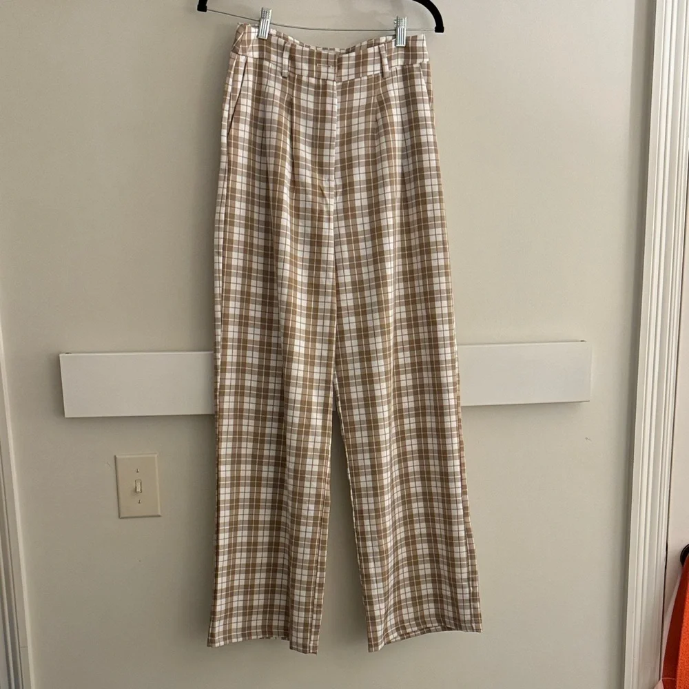 Princess Polly plaid white and brown trousers - Picture 1 of 4